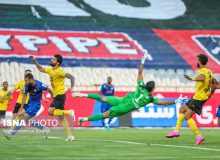 به کام سپاهان، علیه پرسپولیس