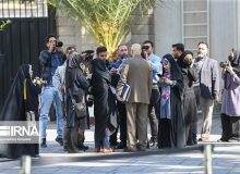 برگزاری کلاس‌های حضوری دانشگاه شریف در حیاط دولت