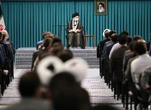رهبر انقلاب: روگردانی دنیا از صنعت هسته‌ای دروغ بزرگ است/ دانشگاه جلوی سلطه دشمن را می‌گیرد