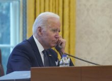 بایدن: سیستم‌های دفاع هوایی پیشرفته به اوکراین خواهیم داد/ سفیر روسیه: آمریکا بخشی از جنگ است
