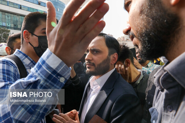 نقدی بر آنچه در دانشگاه خواجه نصیر گذشت