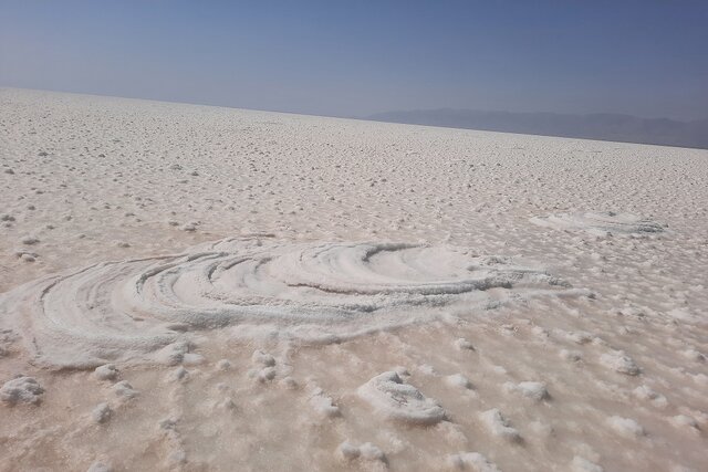 هیولای خفته نمکی