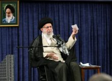 مذاکره با آمریکا مشکلی را حل نمی‌کند/ آنان مدام باج می‌خواهند