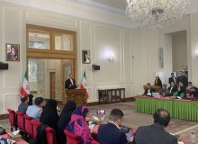تبادل پیام با آمریکا برای رفع تحریم‌ها ادامه دارد