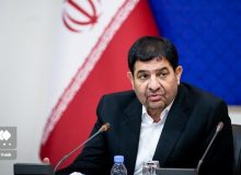 مخبر: نوک پیکان توطئه دشمنان به سوی دانشگاهیان کشور است