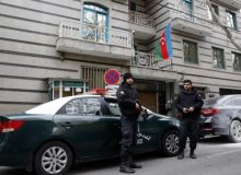 شلیک مجدد باکو به پای خود