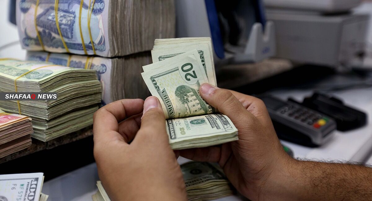 بلومبرگ: یک کشور دیگر در خلیج فارس دنبال جایگزینی دلار است