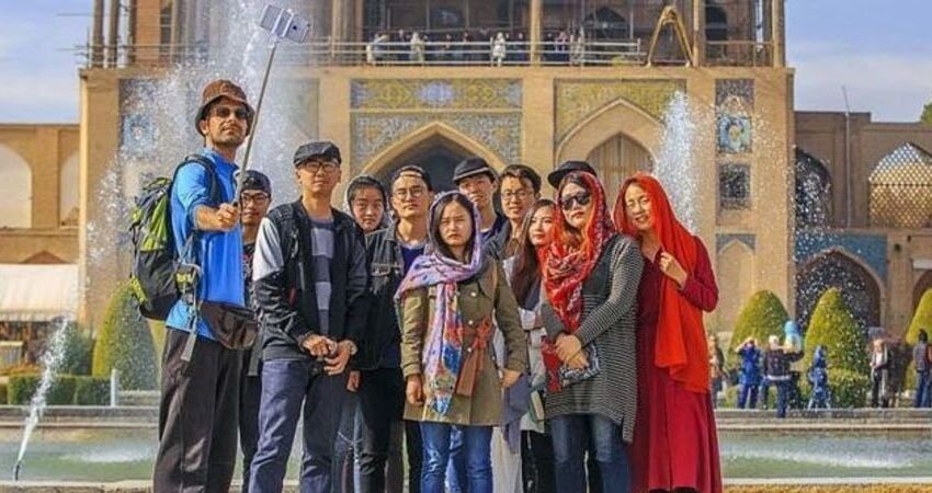 گردشگران چینی در راه ایران؛ پکن مجوز سفر گروهی صادر کرد