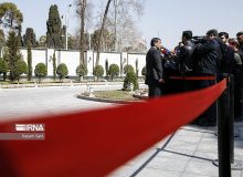 روزی که ضرغامی همه چیز را گردن گرفت؛ از آوازخوانی تا ایده سیم‌کارت گردشگری