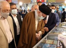 رهبر معظم انقلاب، صبح امروز از نمایشگاه کتاب تهران دیدن کردند