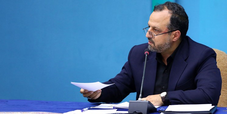 وزیر اقتصاد: زنجیر موانع ورود فعالان اقتصادی به بازار کار را باز کردیم
