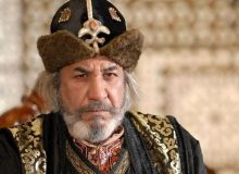 بازیگر پیشکسوت تلویزیون زیر تیغ رفت