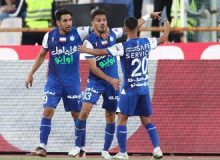 مدافع استقلال یک قدم به پرسپولیسی شدن نزدیک شد