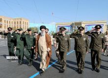 رهبرانقلاب: رژیم‌ صهیونیستی شکست غیرقابل ترمیم خورده است/بازوی جوانان فلسطینی را می‎‌بوسیم