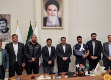 حسن یزدانی کارمند بانک شد