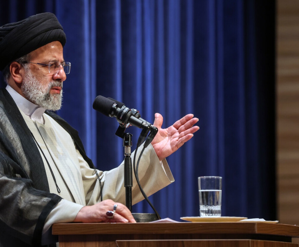 رییس جمهور: وطن‌دوستی یکی از شاخص‌های مهم نخبگی است