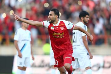 آتش بازی پرسپولیس در قزوین با طعم هت‌تریک
