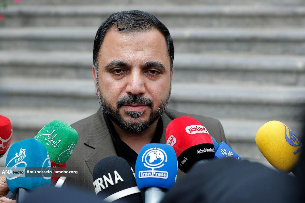 زارع‌پور: در تلاش برای اعزام فضانورد ایرانی هستیم/ «سیم‌کارت گردشگری» تا همین الان وجود خارجی ندارد