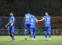عکس| استقلال صدرنشین لیگ برتر شد