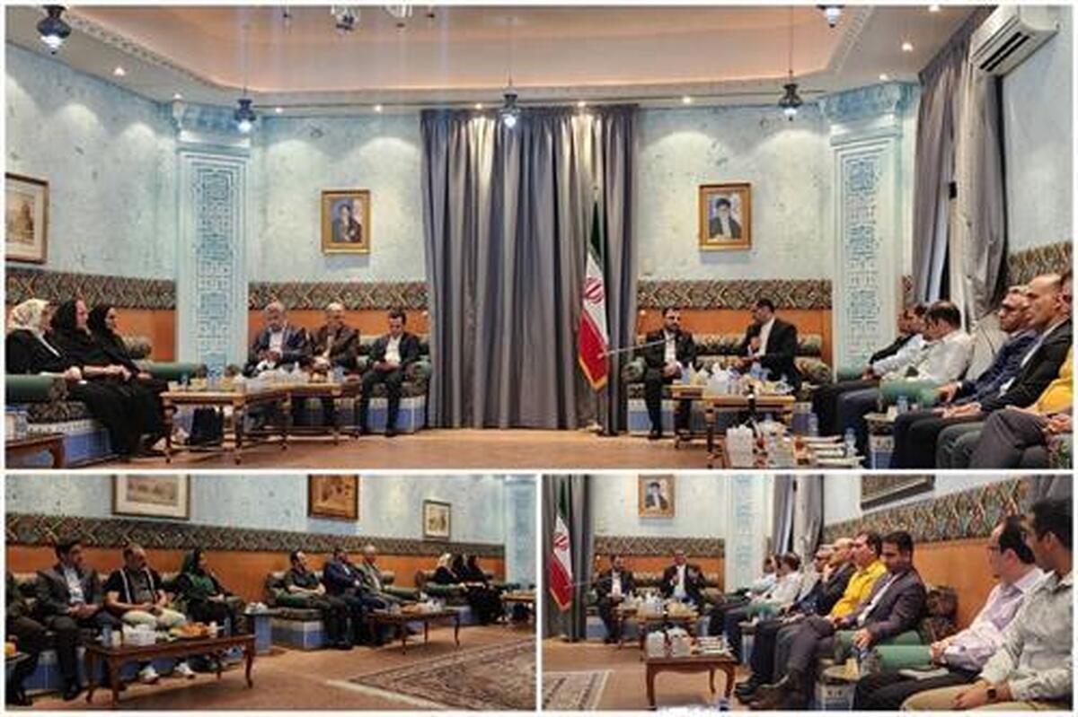 وزیر ارتباطات با فعالان حوزه ارتباطات عمان دیدار کرد