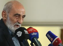 حسین شریعتمداری: بیانیه روسیه با اعراب درمورد جزایر سه گانه غیر از نفاق و دورویي در سیاست خارجی کشور چه نام دیگری می‌تواند داشته باشد؟