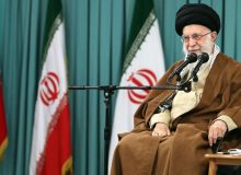 رهبر انقلاب در دیدار خانواده شهیدسلیمانی: باید خط تقویت جبهه مقاومت همچنان ادامه یابد