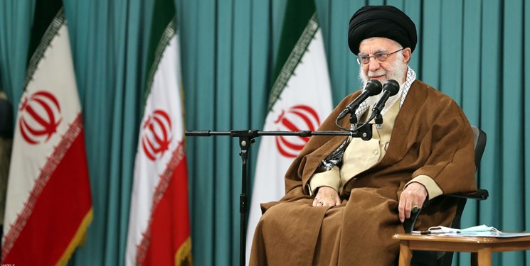 رهبر انقلاب در دیدار خانواده شهیدسلیمانی: باید خط تقویت جبهه مقاومت همچنان ادامه یابد