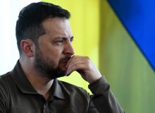 سومین سال جنگ اوکراین؛ پیش‌بینی «گاردین» از روزهای سخت پیش روی «زلنسکی»