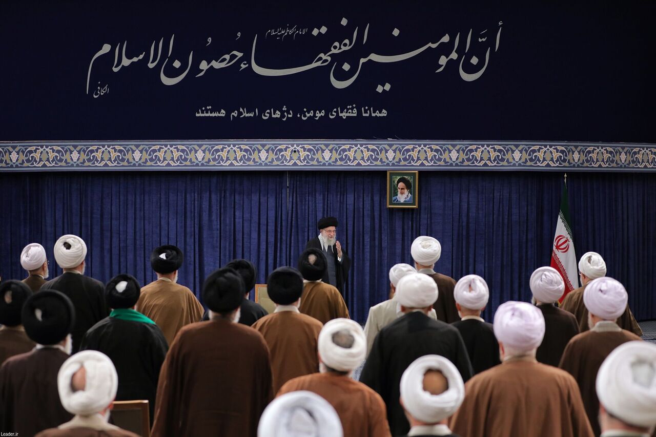 منتخبان مراقب باشند کام ملت تلخ نشود/مجلس خبرگان از اصول ثابت غفلت نکند
