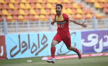 واکنش بغض‌آلود کاپیتان فولاد: مایه ننگ هستید!