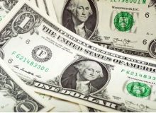 روند نزولی بازار ارز ادامه دارد/ افزایش نرخ ارز در بحران‌های سیاسی، ناپایدار و موقتی است