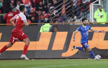 تفاضل گل استقلال و پرسپولیس برابر شد