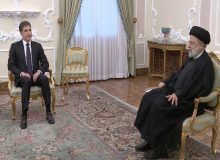 بارزانی در ایران، طالبانی در امریکا