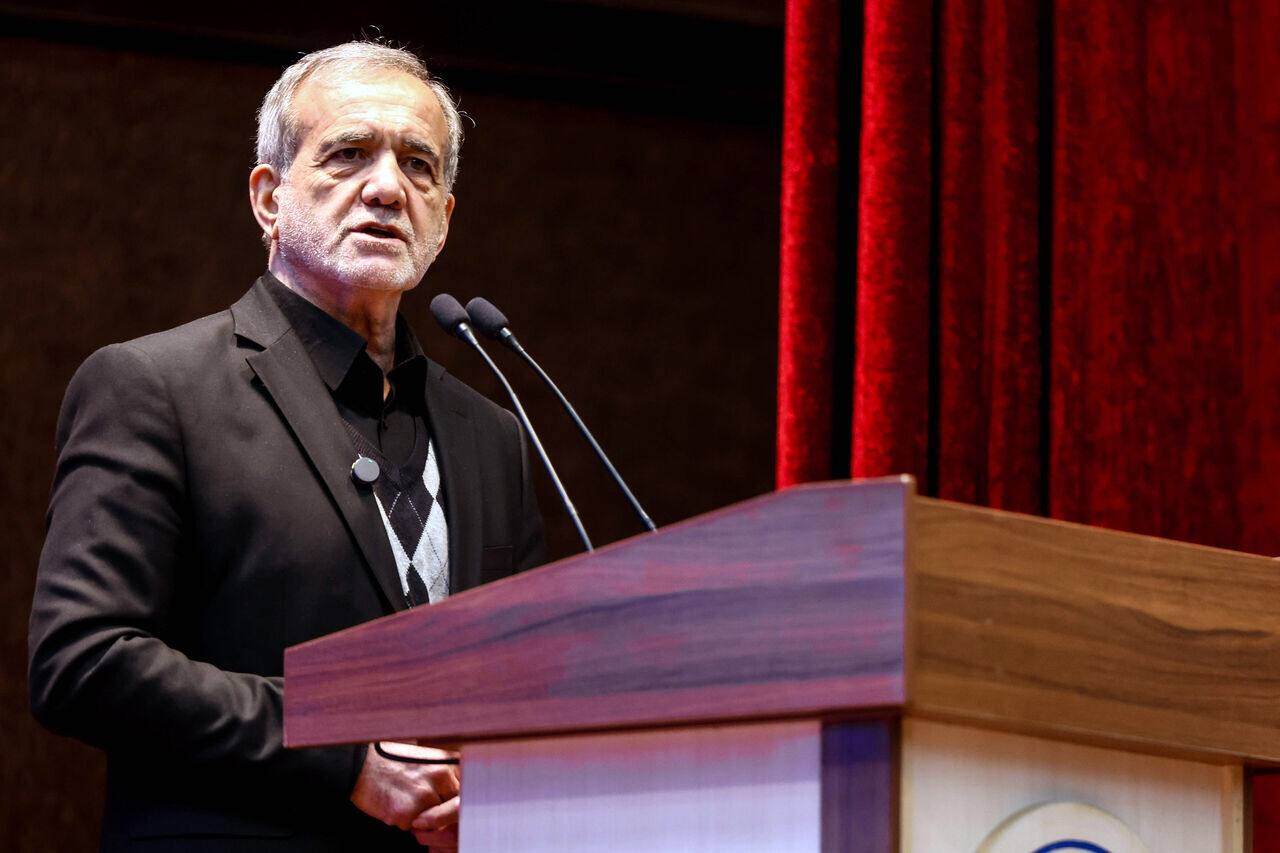 پزشکیان: نباید وعده هایی بدهیم که نتوانیم به آن عمل کنیم
