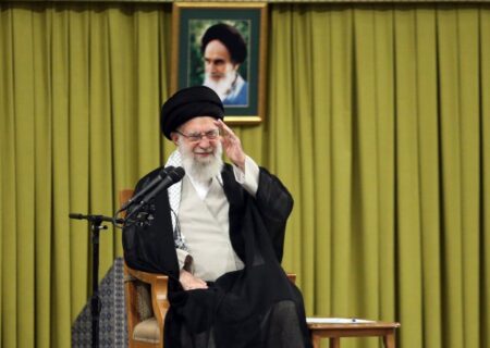 رهبر انقلاب: الگوی آمریکا برای منطقه شکست خورده است/استفاده از قدرت برای صلح، دروغ ترامپ