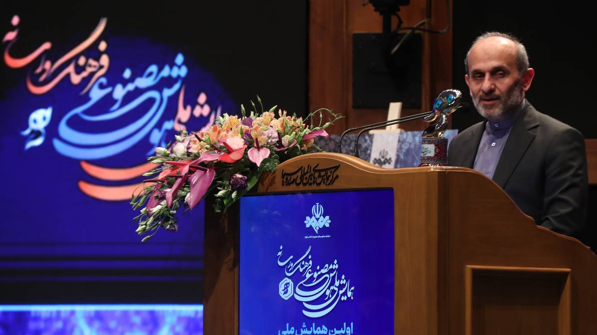 جبلی: هوش مصنوعی باید قدرت پژوهش و دانش‌افزایی را افزایش دهد