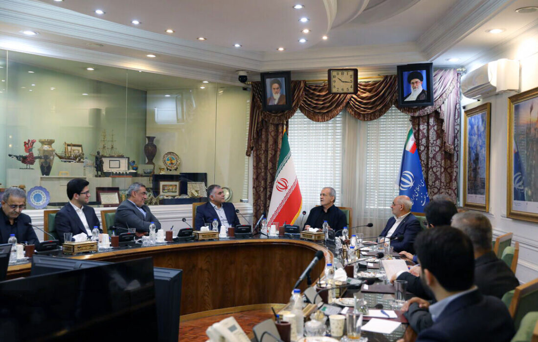 پزشکیان:توانمندی‌ نیروهای مسلح و انسجام ملی، عوامل اصلی پیروزی در جنگ بود