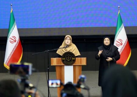 صدور گواهینامه موتور برای بانوان منعی ندارد