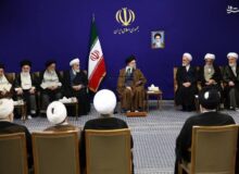 رهبر معظم انقلاب: نوآوری علمی و اندیشه سیاسی دو ویژگی برجسته علامه نائینی بود