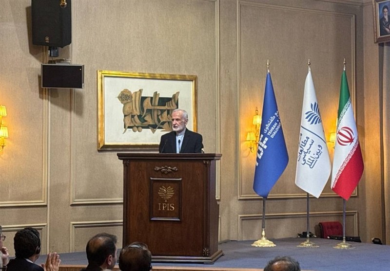 خرازی: ایران همواره آماده مذاکره است/ ترامپ باید بداند صلح از طریق زور به دست نمیآید