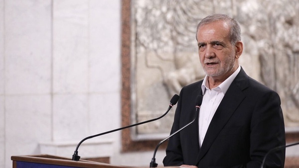 پزشکیان: باید به هر شکلی که شده مشکل معیشت مردم را حل کنیم