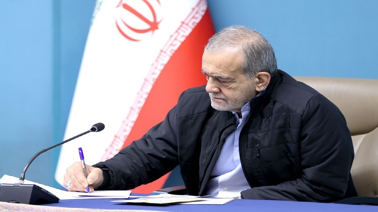 ماموریت رئیسجمهور به عارف برای تحقق انتظارات عمومی در زمینه اینترنت