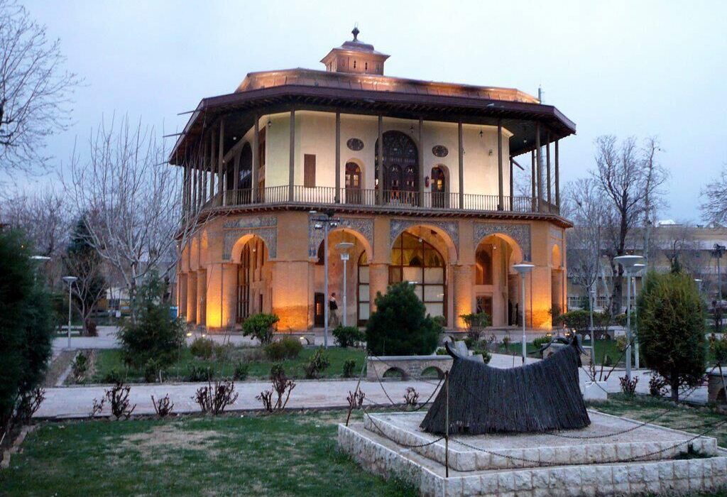 سهم قزوین از صنعت گردشگری، تماشای عبور بدون توقف گردشگران