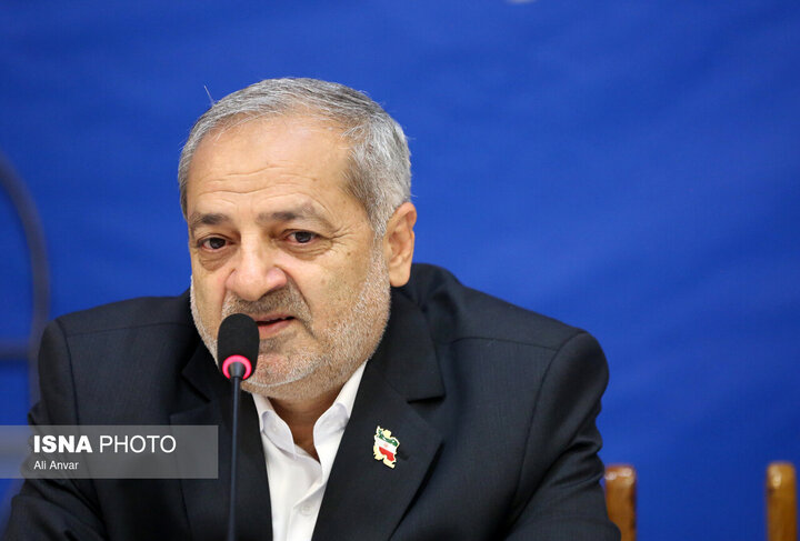 عزل تعدادی از مدیران مدارس دولتی بدلیل دریافت پول برای ثبت‌نام دانش‌آموزان