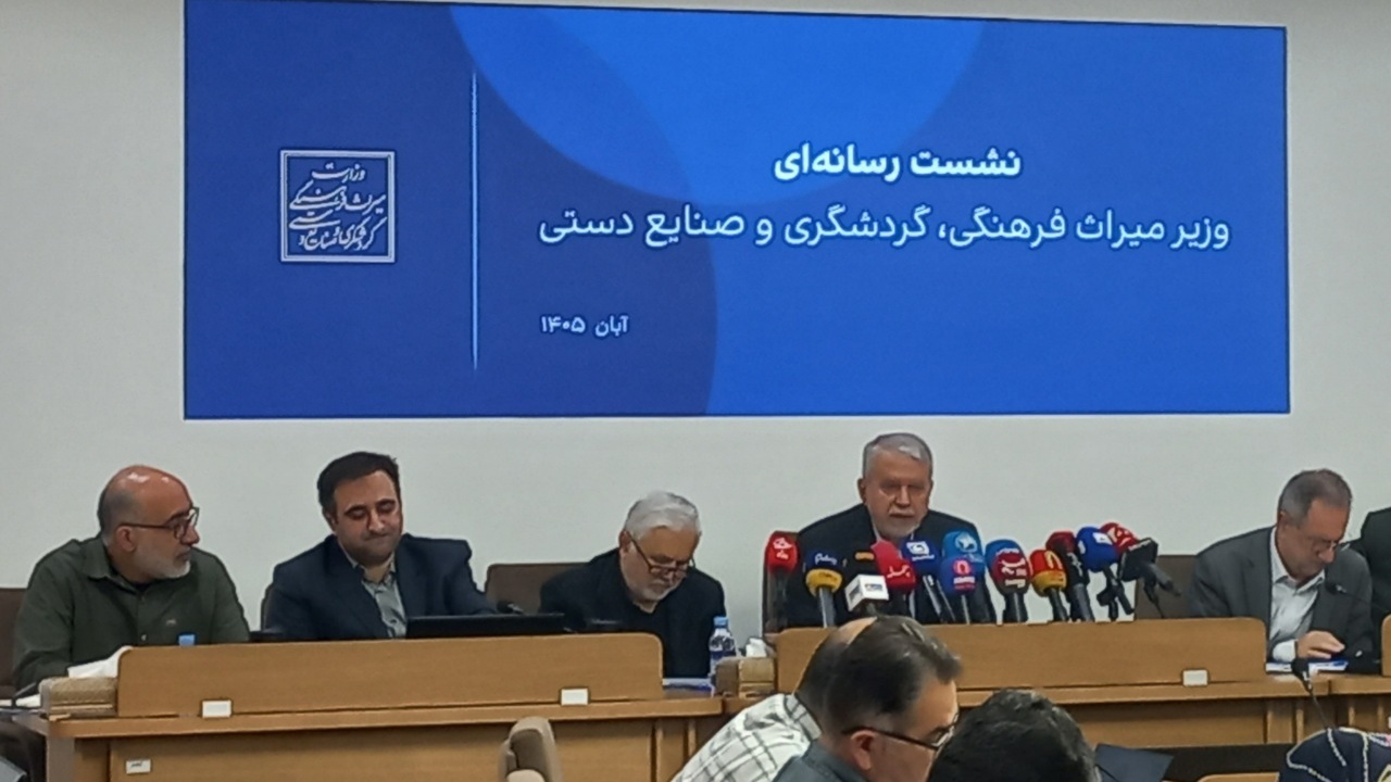 صالحیامیری: گردشگری زمینی با همسایگان فعال میشود